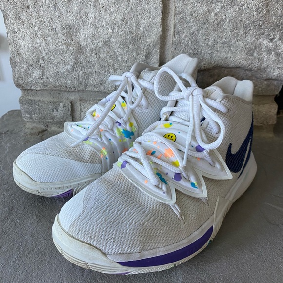 Nike Kyrie 5 ‘Have a Day’ sneakers (3.5Y) - Picture 7 of 8